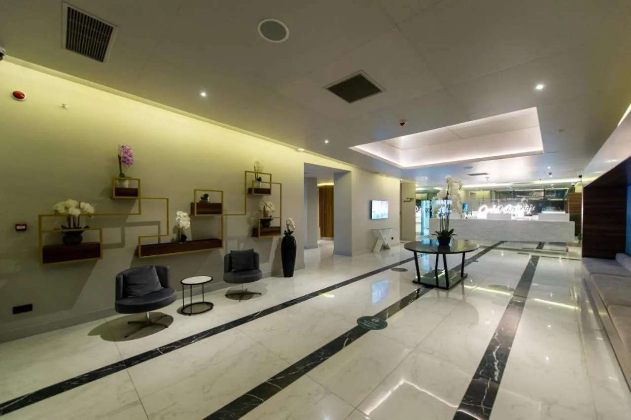 Delux Sea View Aparthotel In Orbi City Батуми