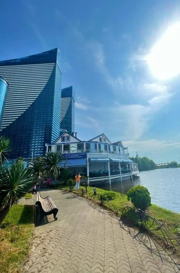 Delux Sea View Aparthotel In Orbi City Батуми