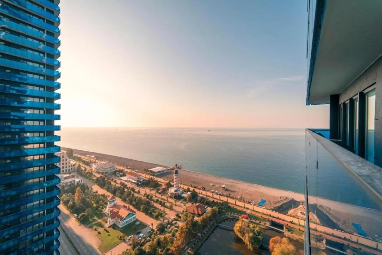 Delux Sea View Aparthotel In Orbi City Батуми