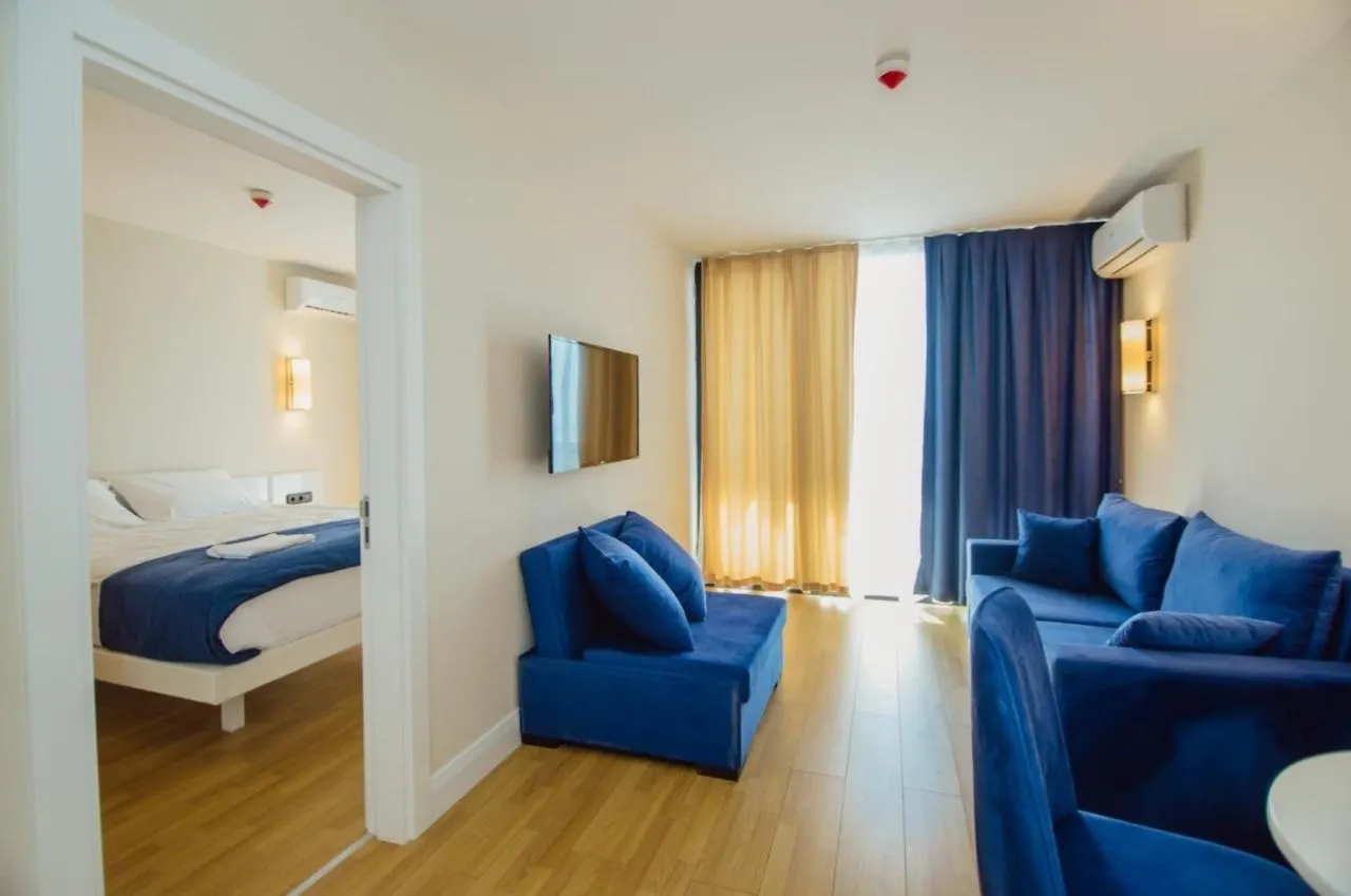Delux Sea View Aparthotel In Orbi City Батуми