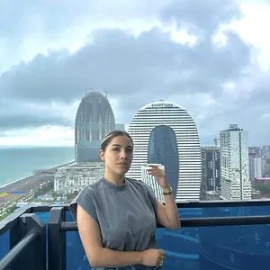 Luxury & Sea View ***** باتومي